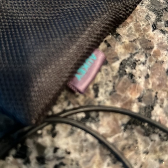 Aukey Latitude Lite Bluetooth Headphones - Picture 3 of 9